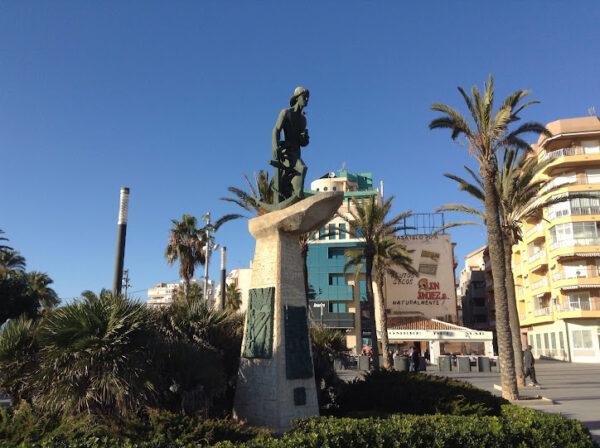 The Hombre del Mar Statue in Torrevieja