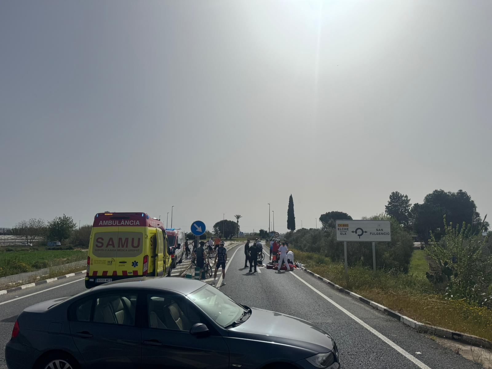 Cyclist collapses after suffering a cardiorespiratory arrest in San ...