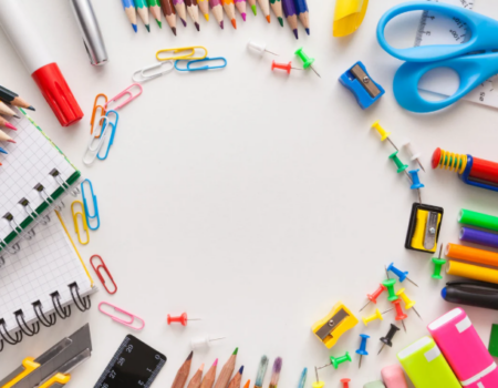 Torrevieja families can now apply for municipal education grants of up to 200 euro per pupil for school supplies and computer equipment.